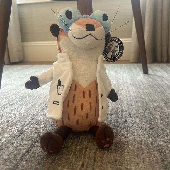 Squishable Soho Sally the Sea Otter, Rare, 8' Stuffed Animal, NWT - Picture 1 of 7